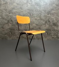 Stapelstühle Vintage 70er Gastro dunkelbraun ca. 25 St. - Bild 11