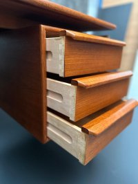 Arne Vodder Schreibtisch Teak Gasvig 130x75 cm - Bild 12