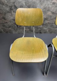 Stapelstühle Vintage Grün Grau Gastro 12 Stk. - Bild 8