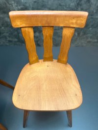 5 Vintage Holzstühle 1960er–1970er Jahre, Sitzhöhe 47 cm - Bild 9