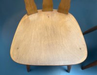 5 Vintage Holzstühle 1960er–1970er Jahre, Sitzhöhe 47 cm - Bild 11