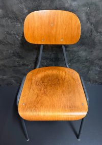 Vintage Stapelstühle 70er/80er Stahlrohr Grau ca. 30 Stk. - Bild 14