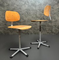 Vintage Werkstattstühle drehbar höhenverstellbar Industrial - Bild 7