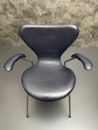 Fritz Hansen Serie 7 3207 Leder Armlehnstuhl Arne Jacobsen - Bild 11