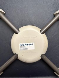 Fritz Hansen Serie 7 3207 Leder Armlehnstuhl Arne Jacobsen - Bild 19
