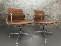 Herman Miller Eames Aluminum Chair (2 Stk.) - Bild 3