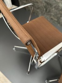 Herman Miller Eames Aluminum Chair (2 Stk.) - Bild 13