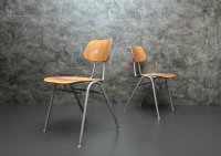 Vintage Stapelstühle Grau Metallgestell 46cm Sitzhöhe - Bild 2