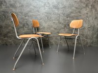 Vintage Stapelstühle Grau Metallgestell 46cm Sitzhöhe - Bild 4