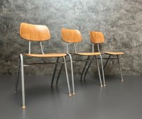 Vintage Stapelstühle Grau Metallgestell 46cm Sitzhöhe - Bild 8