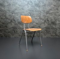 Vintage Stapelstühle Grau Metallgestell 46cm Sitzhöhe - Bild 18
