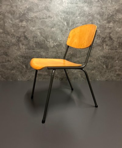 Stapelstühle Vintage Gastro Dunkelbraun 8 Stk