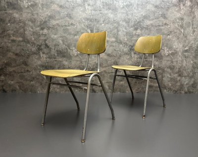 Stapelstühle Vintage Grün Grau Gastro 12 Stk.
