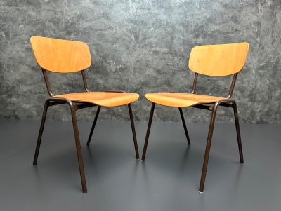 2 Vintage Stapelstühle 70er/80er Mid Century Holz/Metall