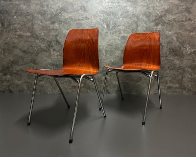 Pagholz Stapelstühle Vintage 70er/80er Gastro ca. 50 Stk.