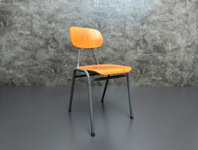Vintage Stapelstuhl 70er/80er Stahlrohr Grau